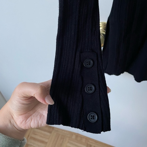 Scoop Collared Botton Up Knit - Picture 8 of 8